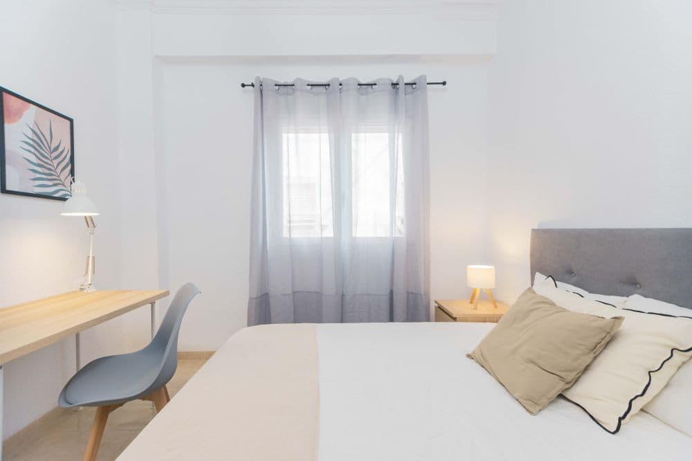 Private room in Valencia photo 3