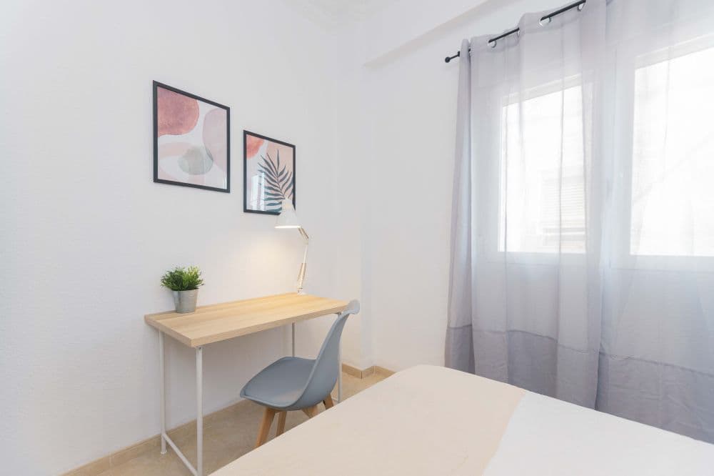 Private room in Valencia photo 4