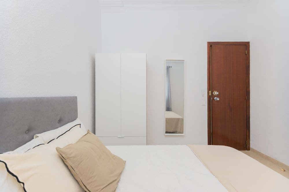 Private room in Valencia photo 5