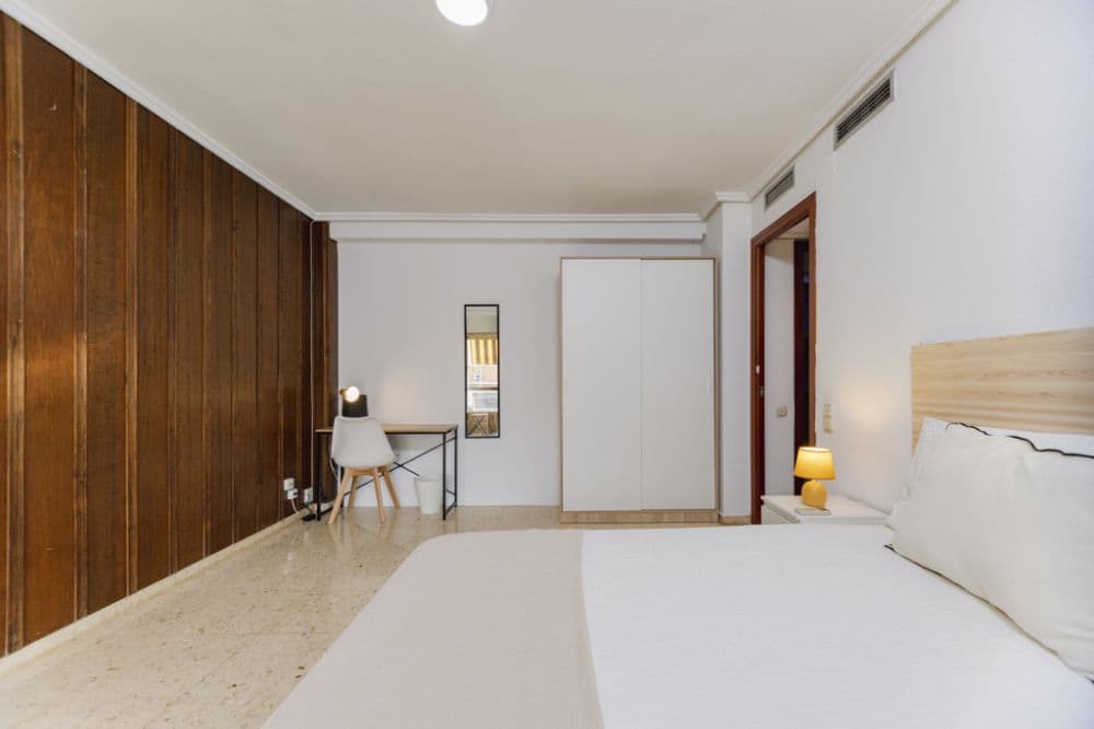 Private room in Valencia photo 3