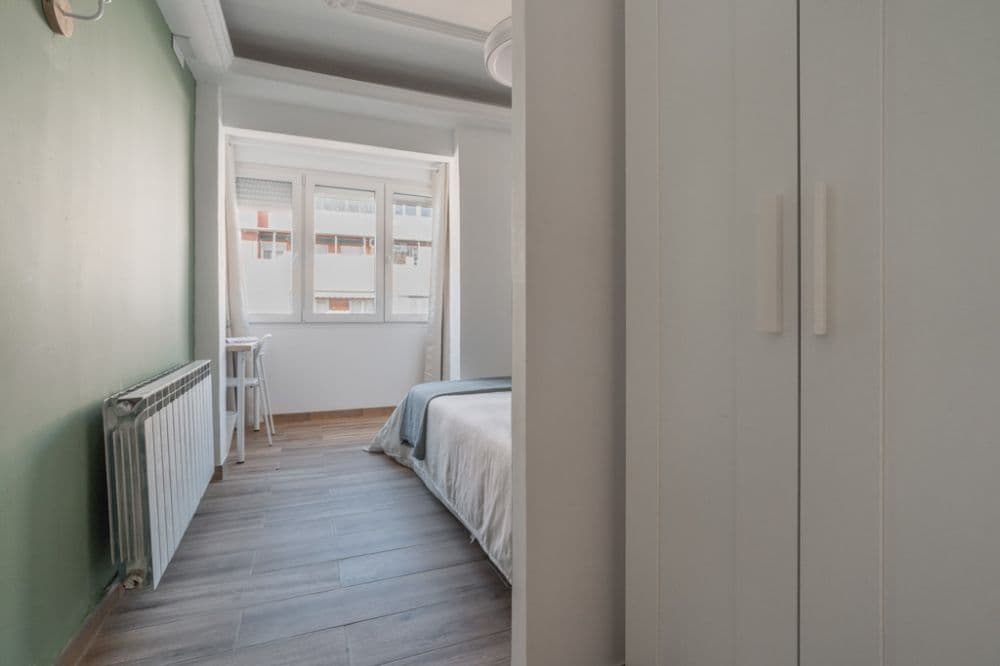 Private room in Madrid photo 5