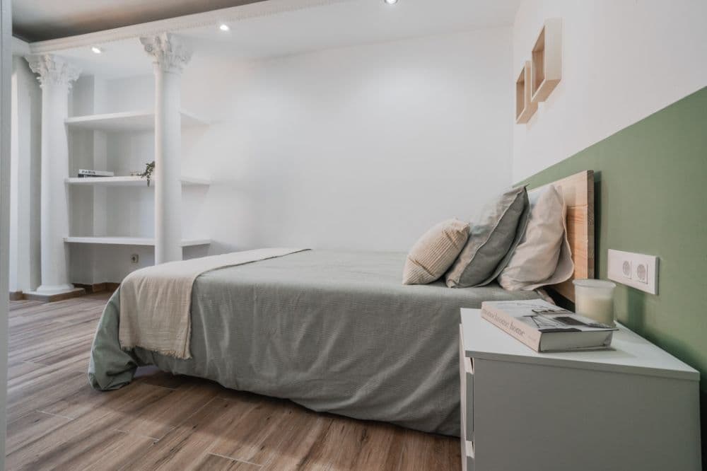 Private room in Madrid photo 3
