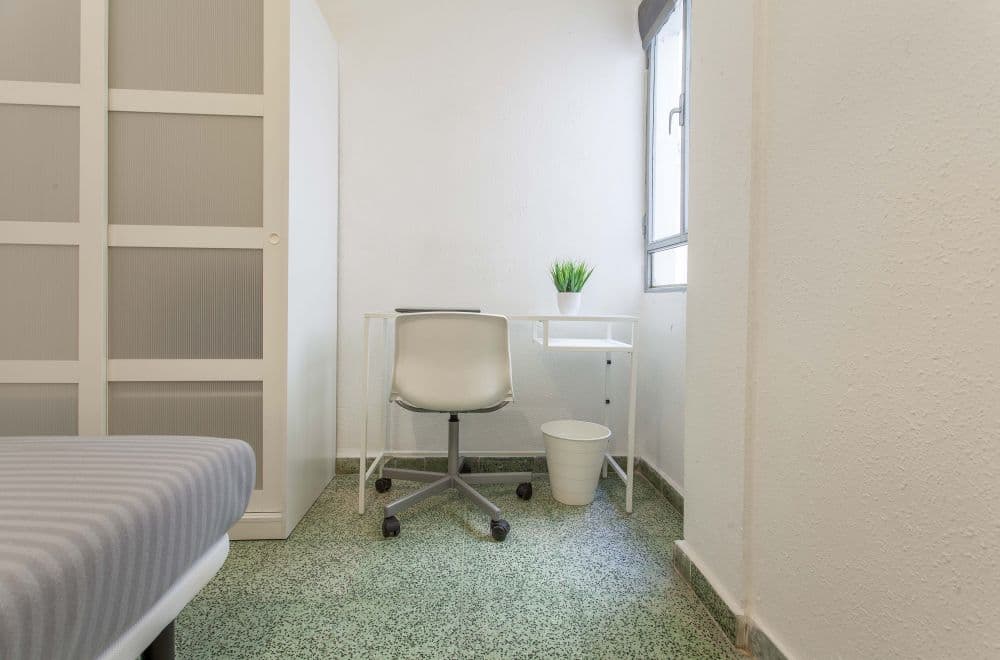 Private room in Valencia photo 3