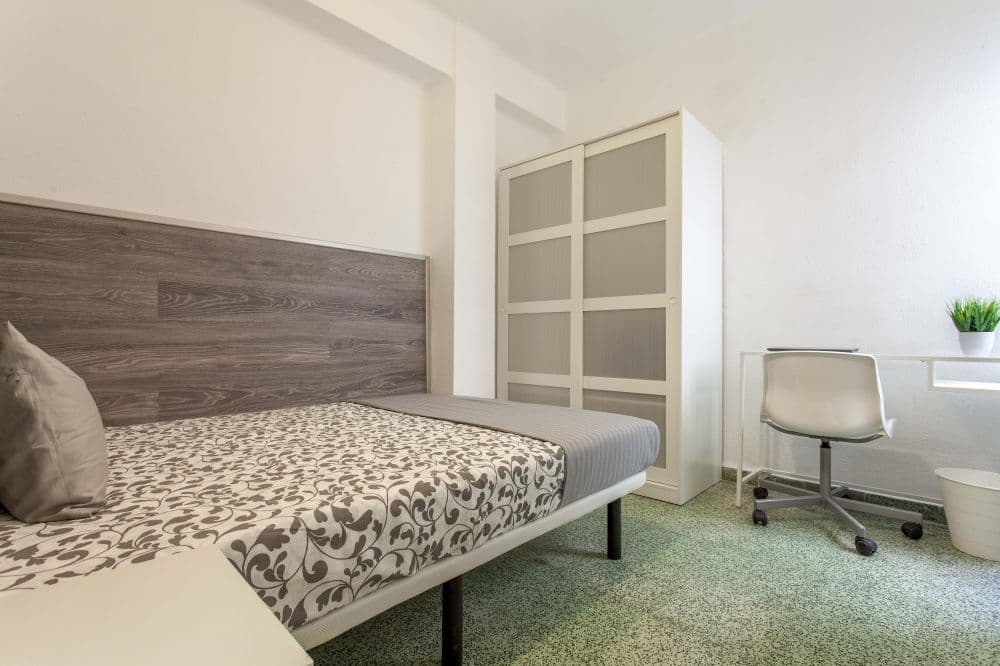 Room in Valencia
