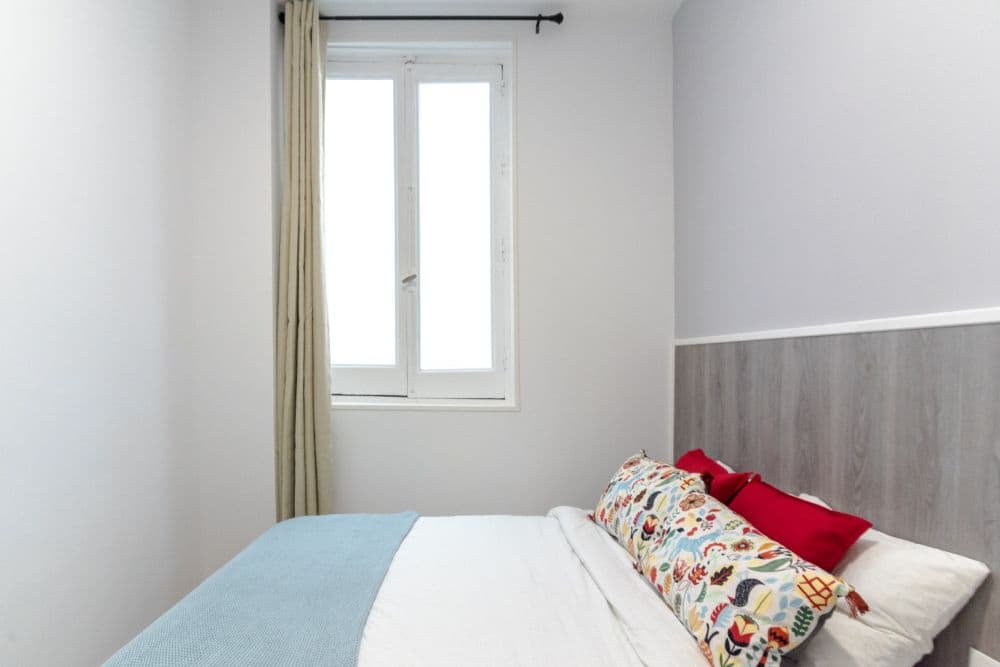 Private room in Madrid photo 3