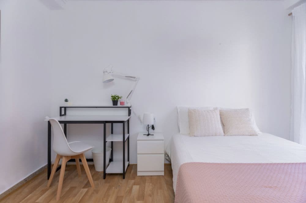Private room in Valencia photo 2