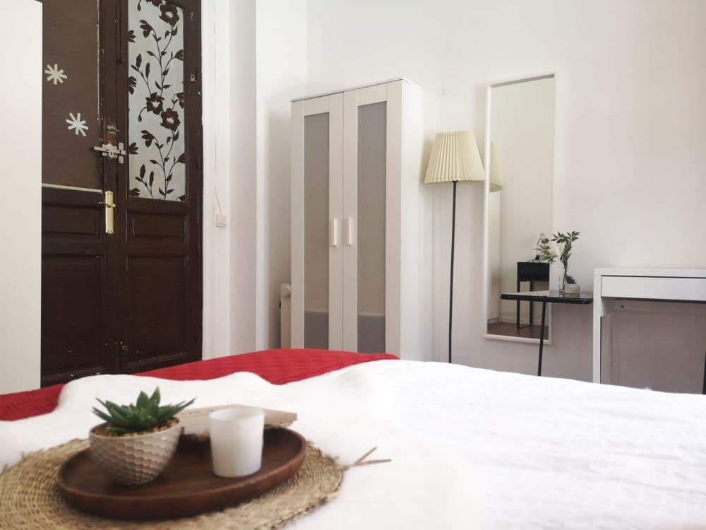Private room in Madrid photo 4