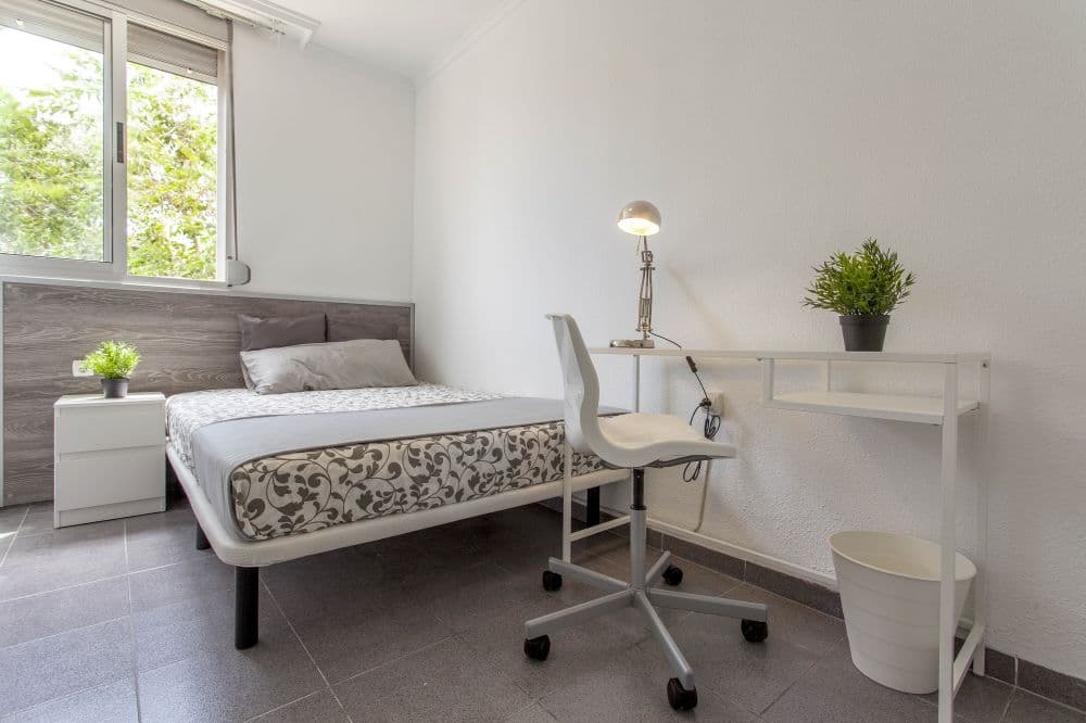 Private room in Valencia photo 2