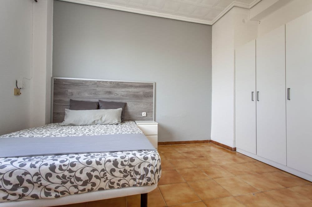 Private room in Valencia photo 3