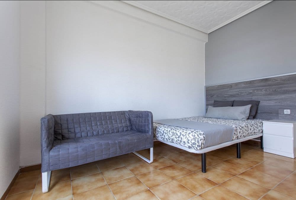Private room in Valencia photo 2