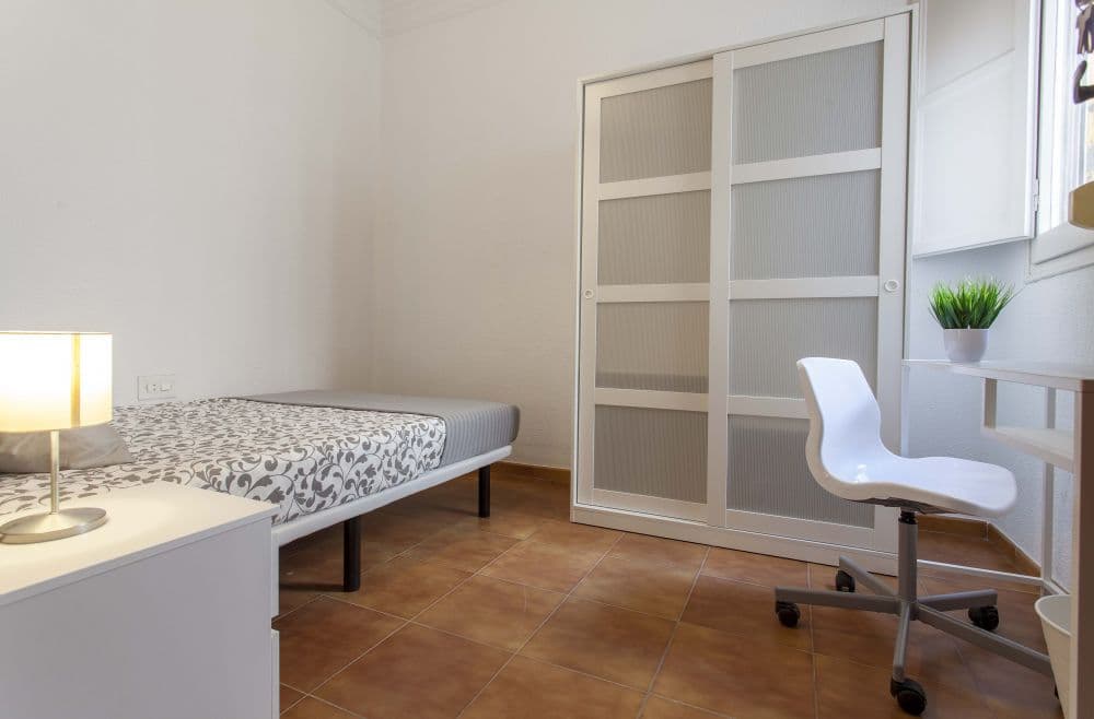 Room in Valencia