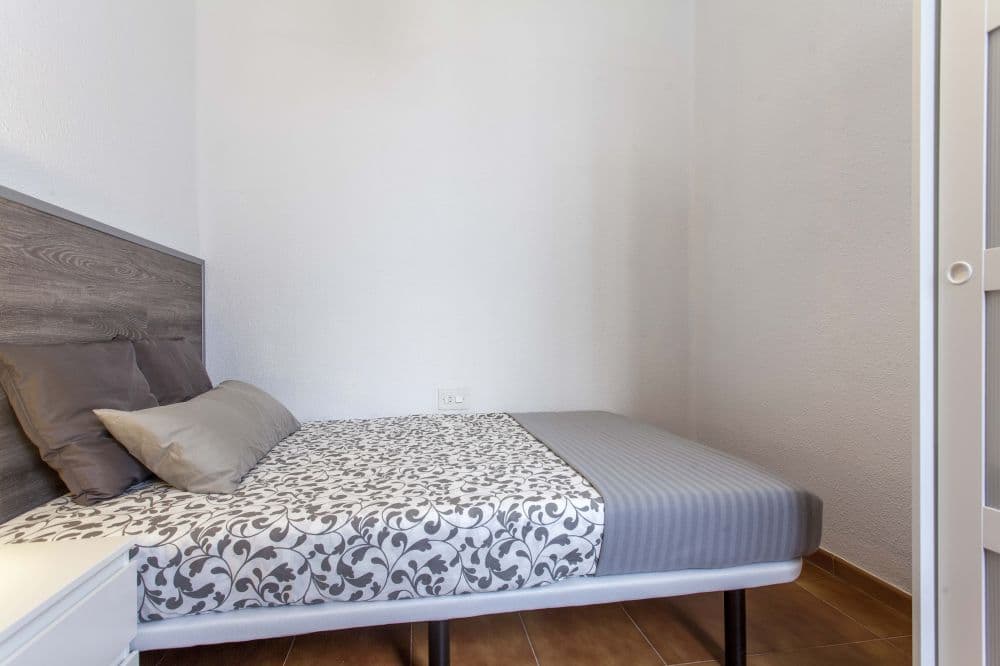 Private room in Valencia photo 3