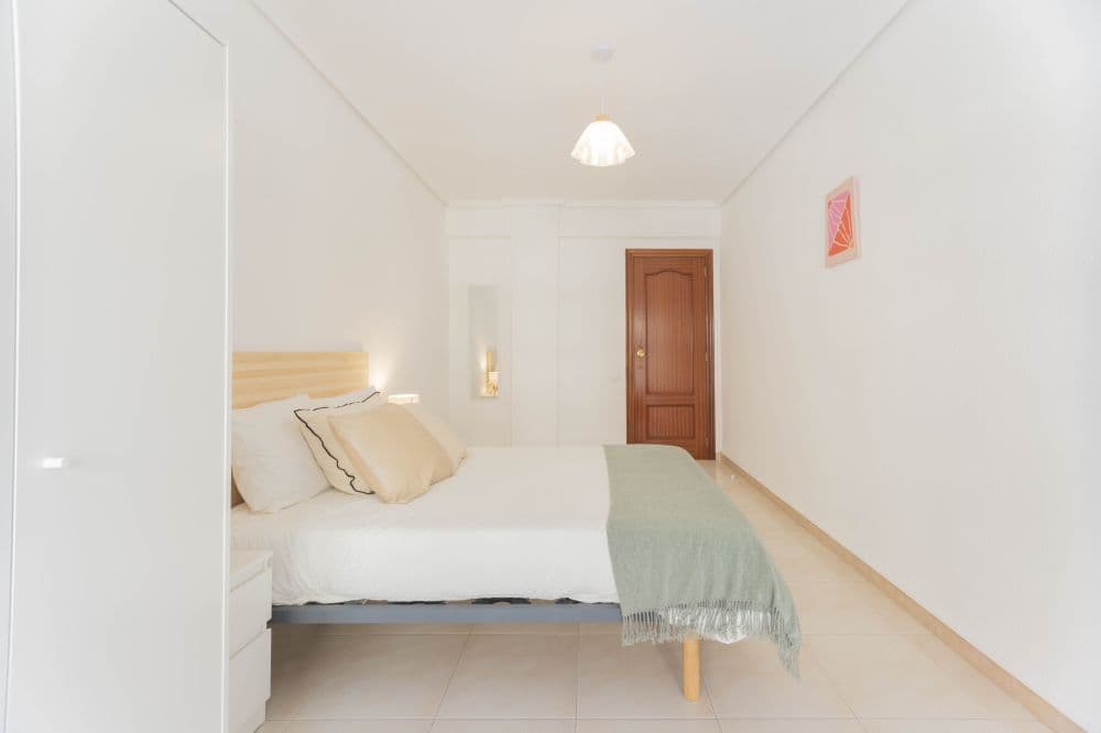 Private room in Valencia photo 4