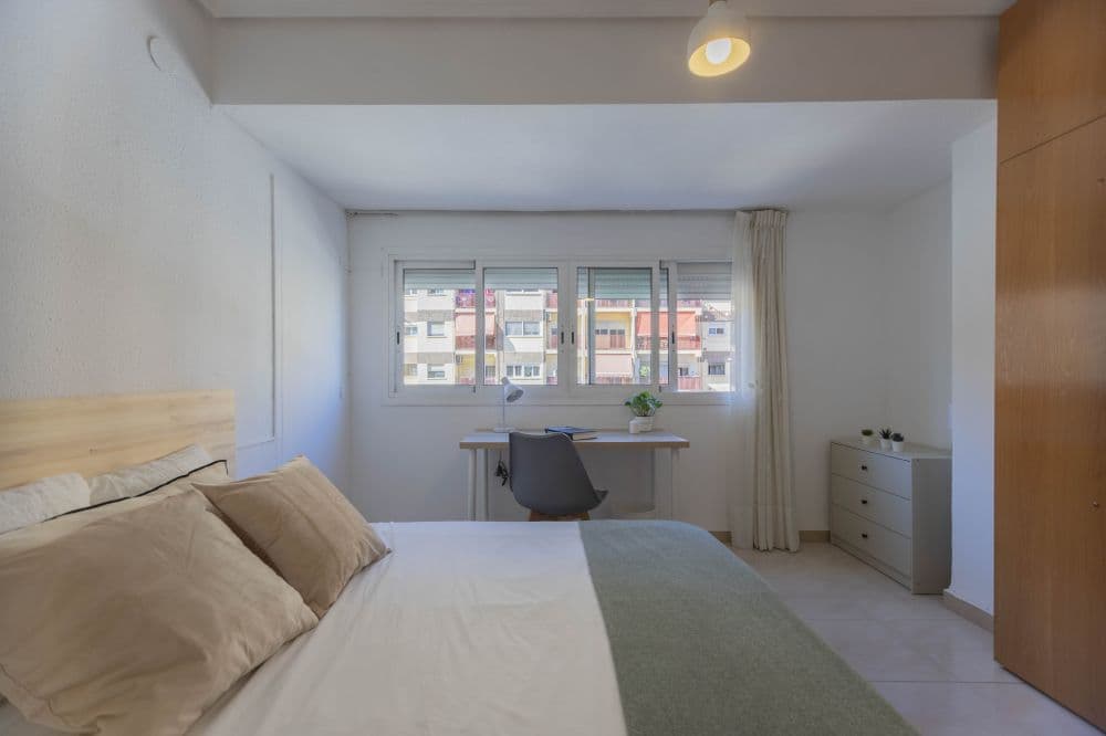 Private room in Valencia photo 2