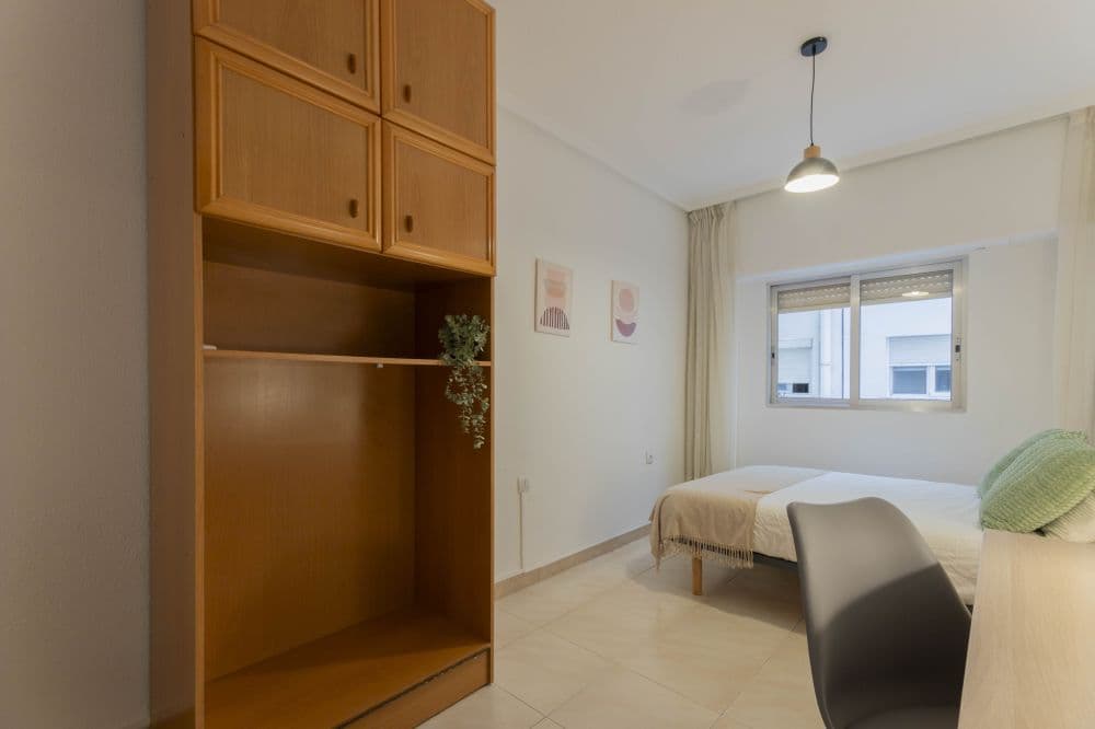 Room in Valencia