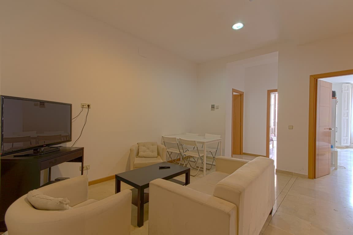 Private room in Madrid photo 5