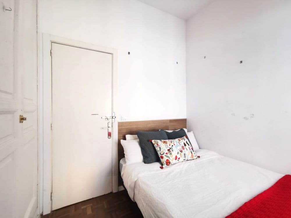 Private room in Madrid photo 5