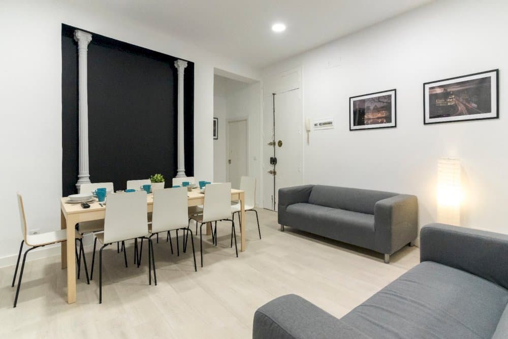 Private room in Madrid photo 5