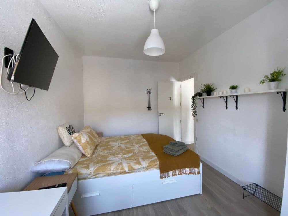 Private room in Madrid photo 2
