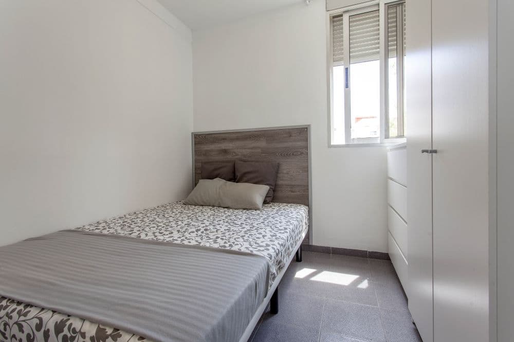 Private room in Valencia photo 2