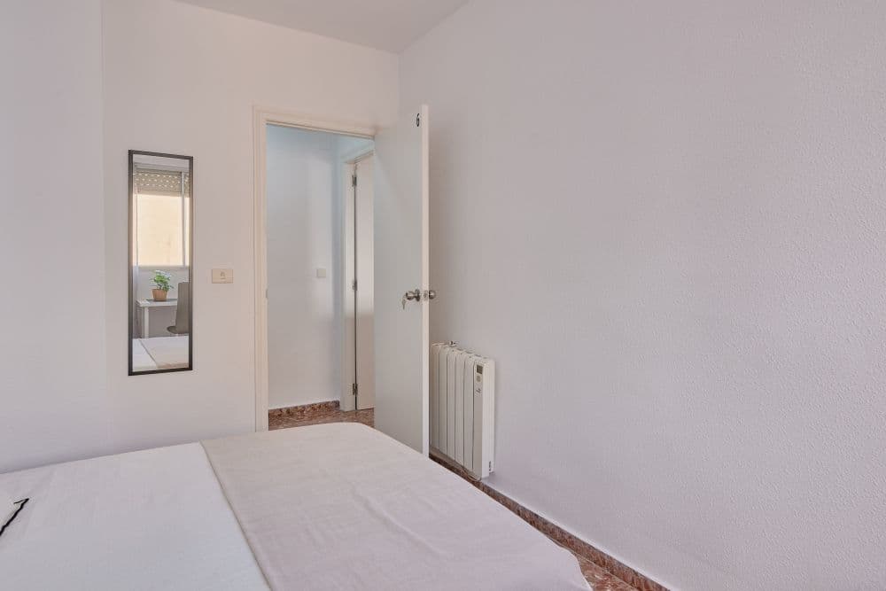 Private room in Valencia photo 3