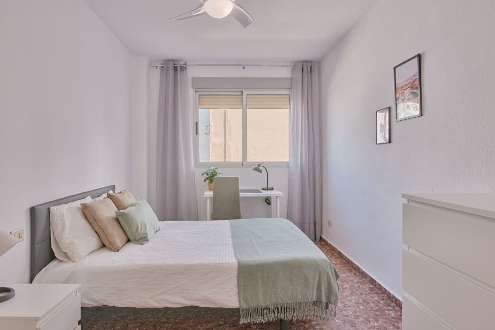 Private room in Valencia photo 5