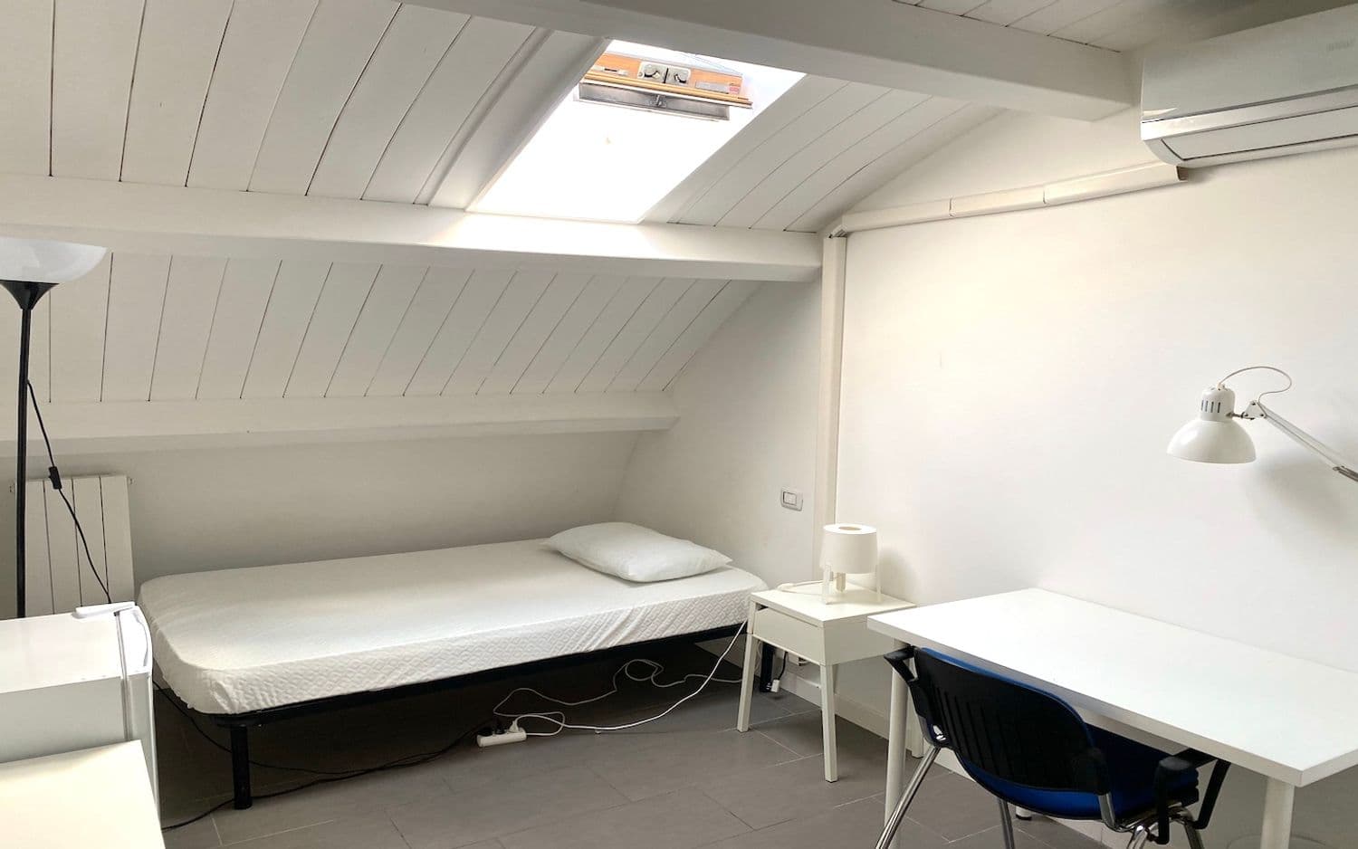 Room in Rome