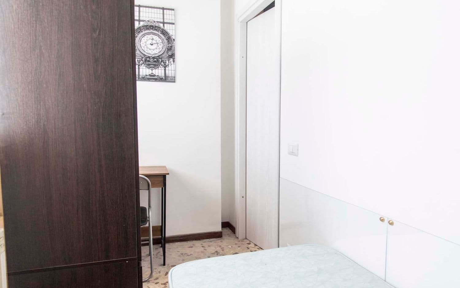 Private room in Rome photo 3