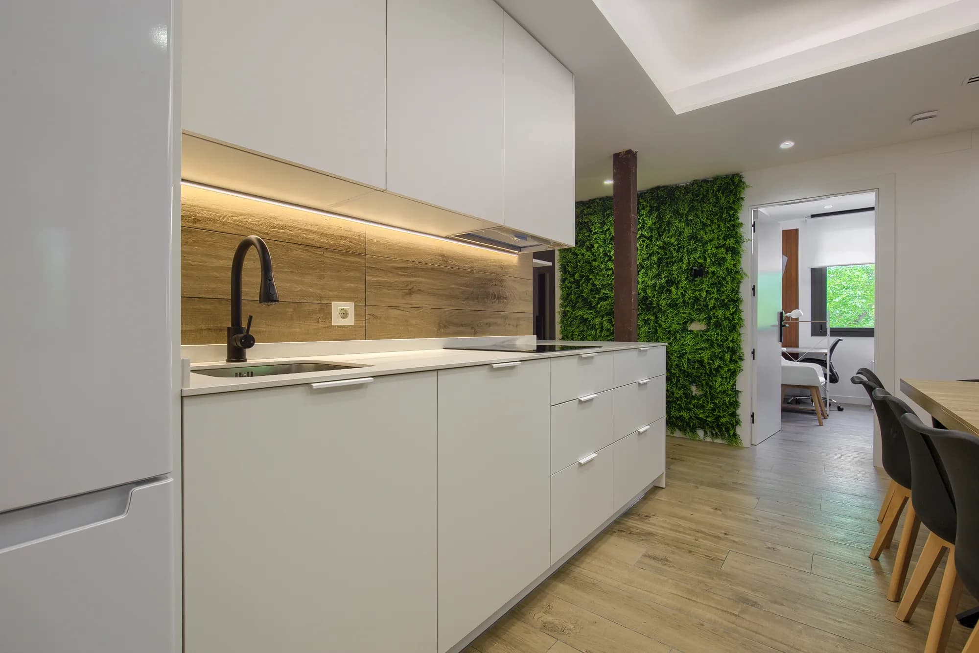 Kitchen 1