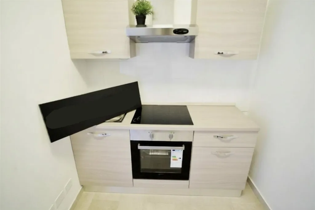 Private room in Milan photo 3