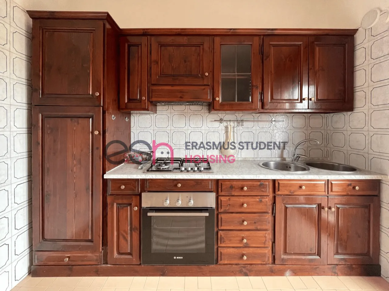 Kitchen 1