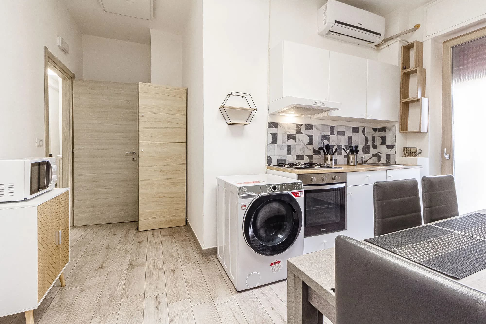 Kitchen 4