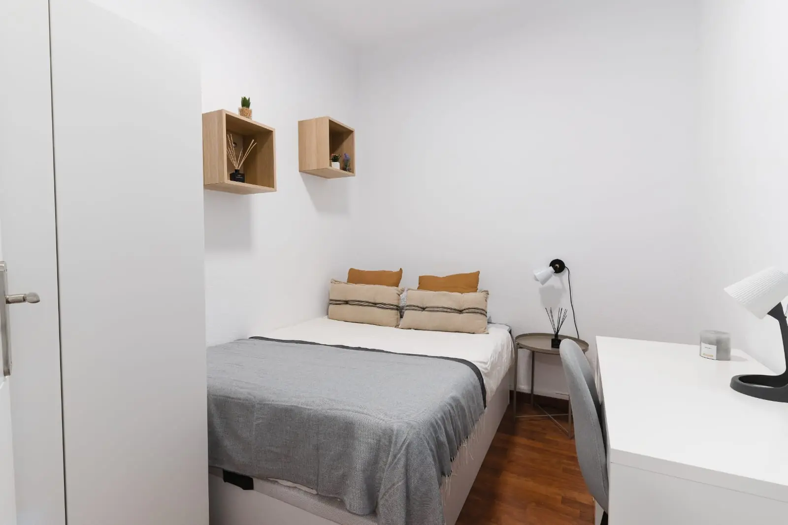 Private room in Barcelona photo 4