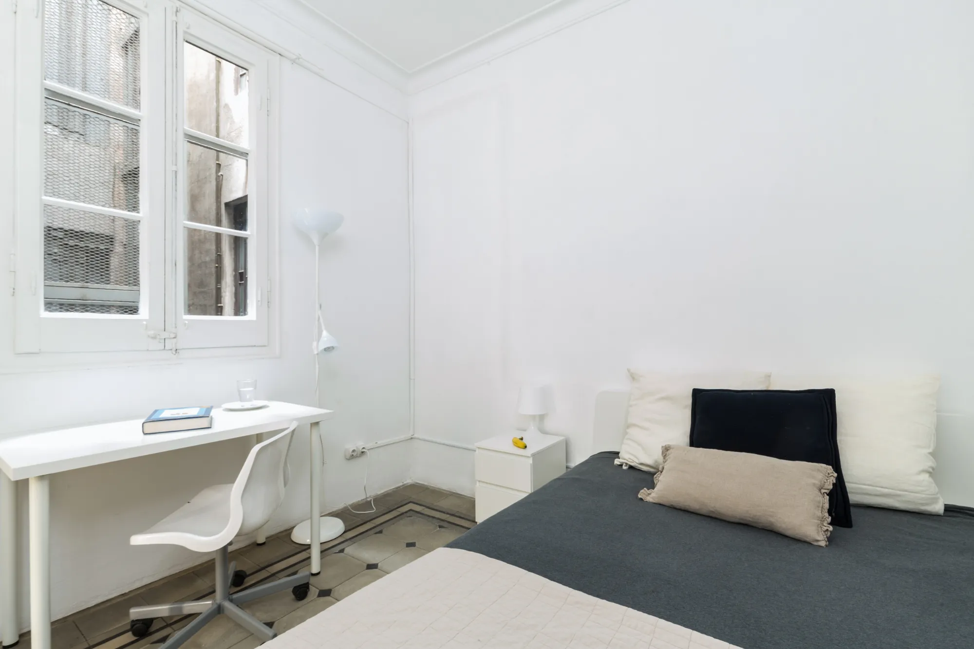 Private room in Barcelona photo 2