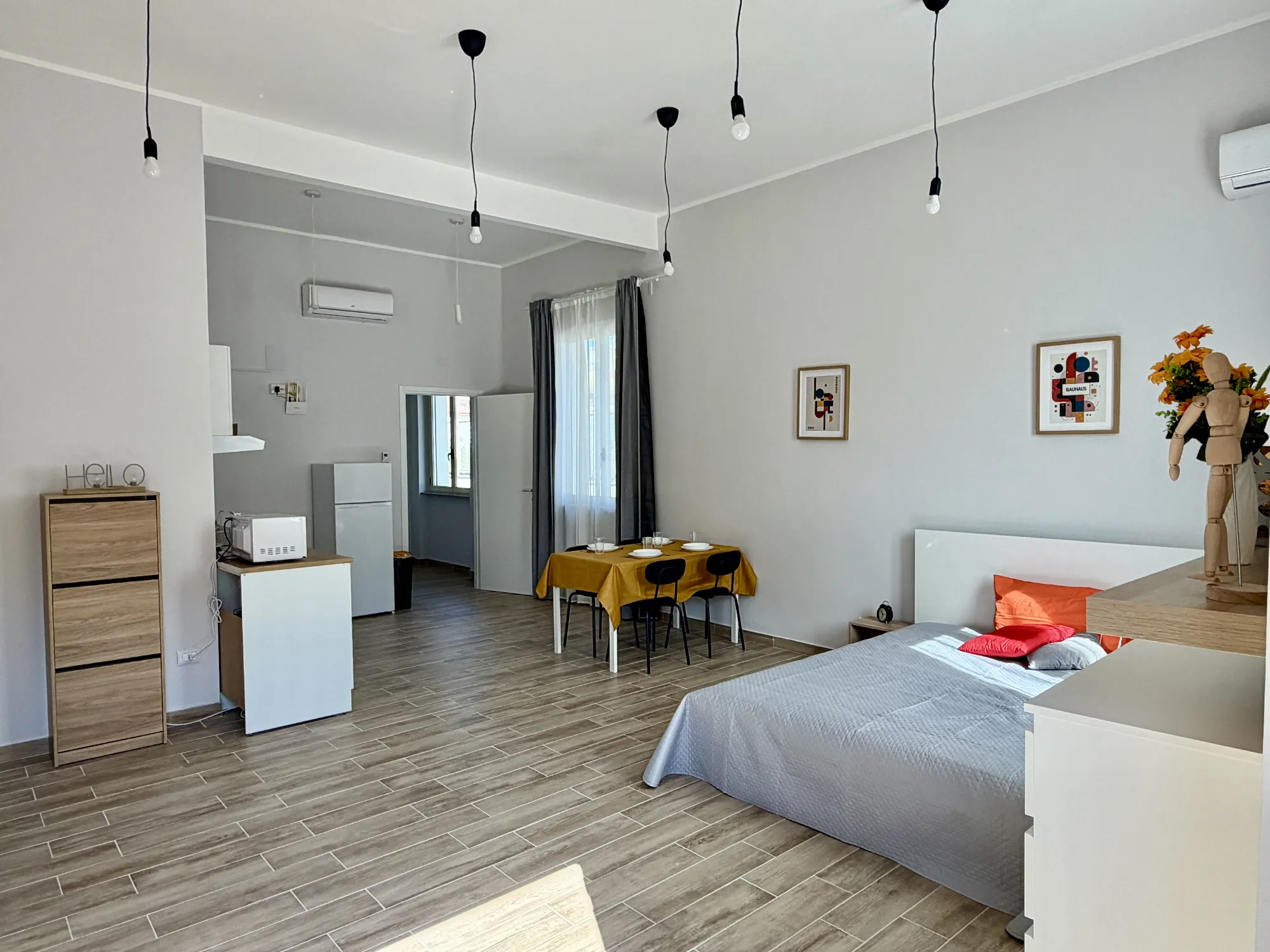 Room 15 3