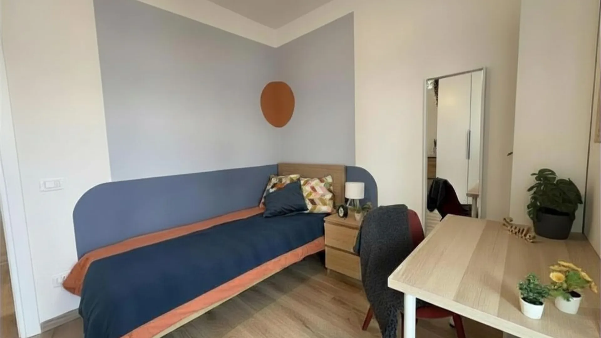 Private room in Milan photo 3