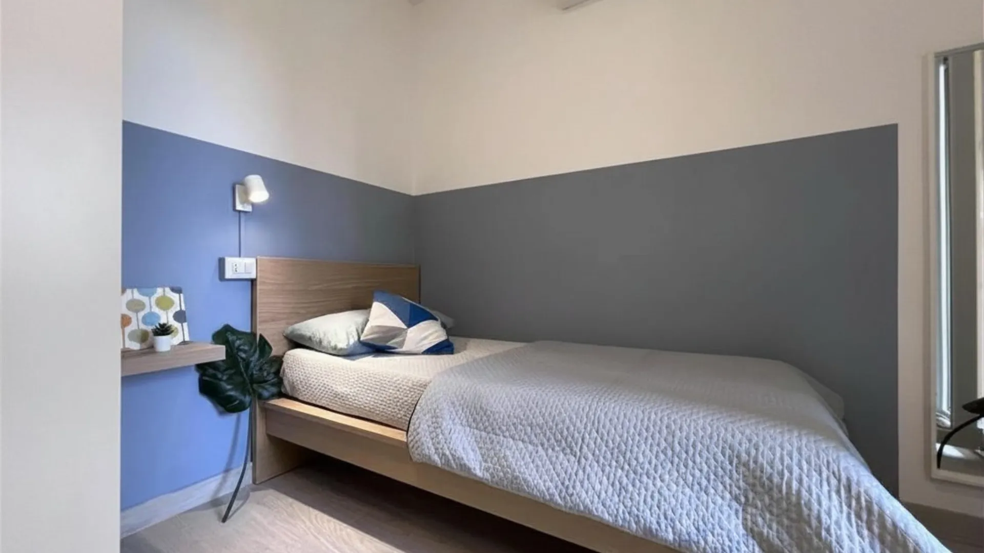 Room in Milan
