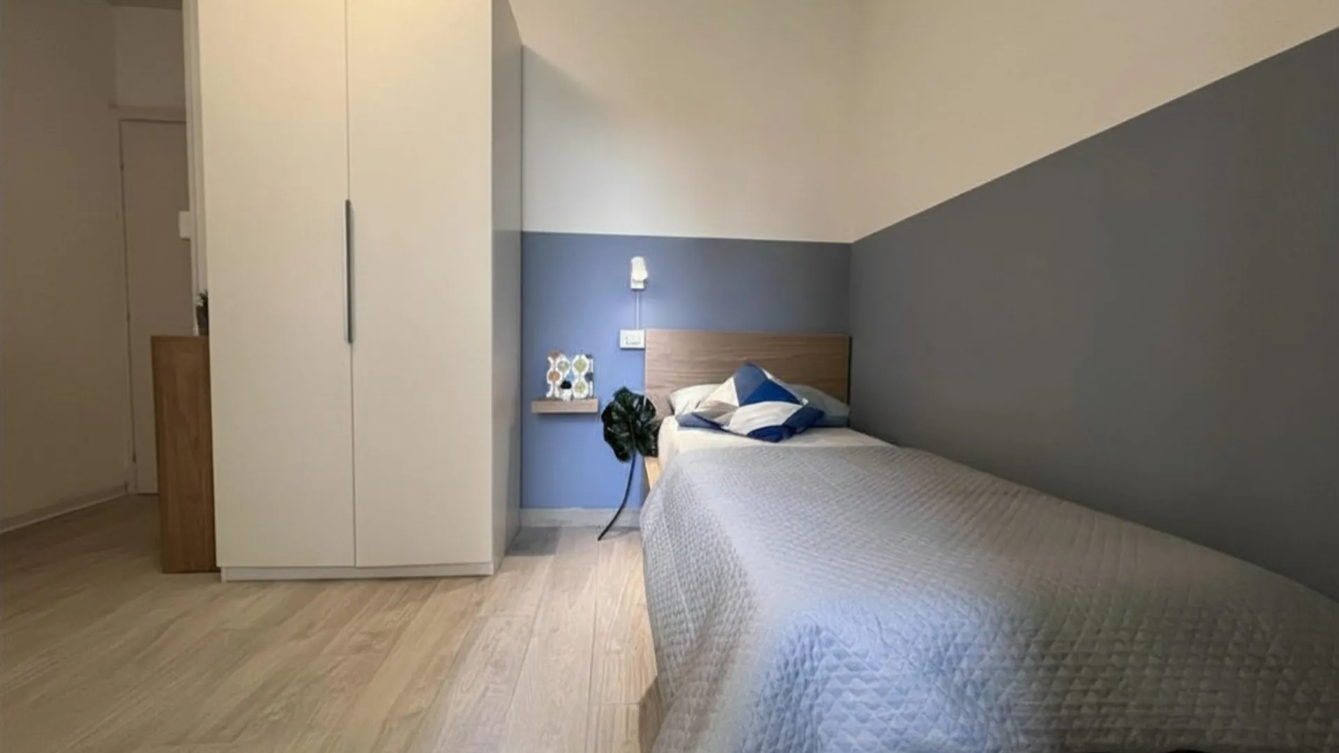 Room in Milan