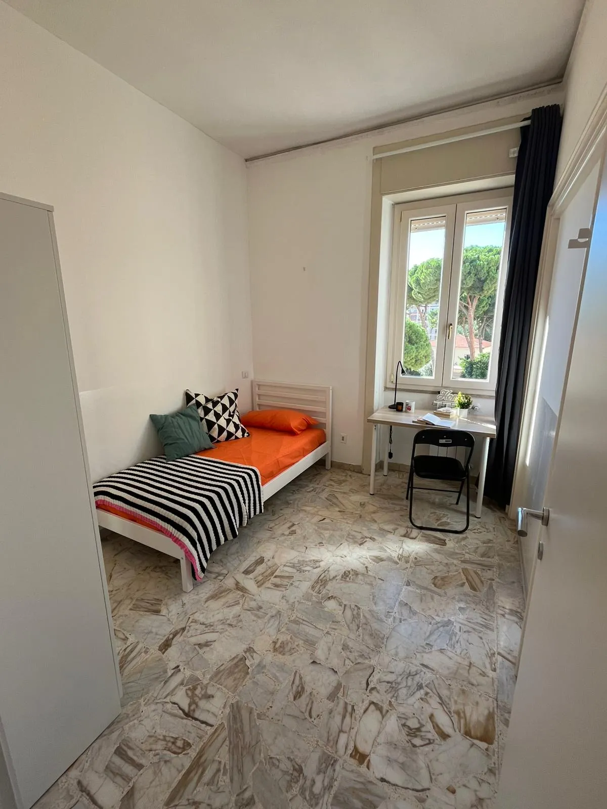 Private room in Cagliari photo 2