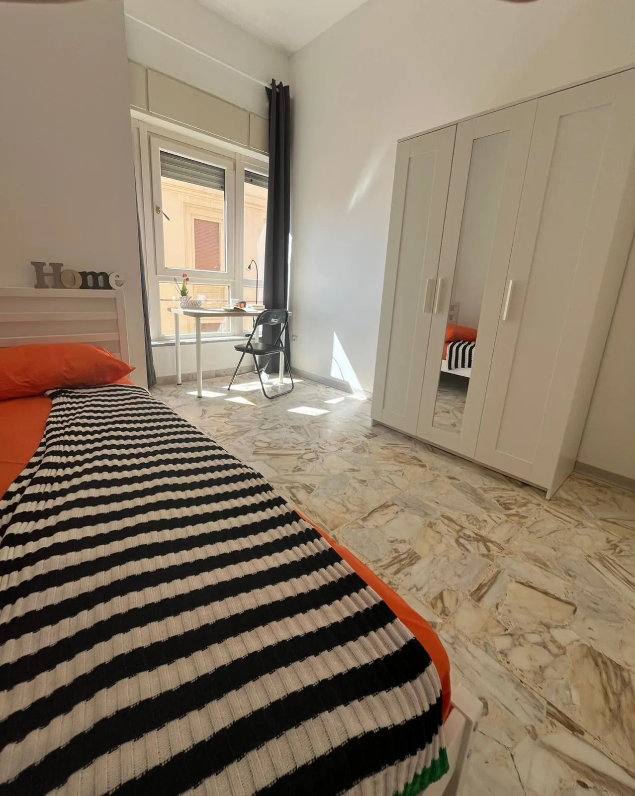 Room in Cagliari
