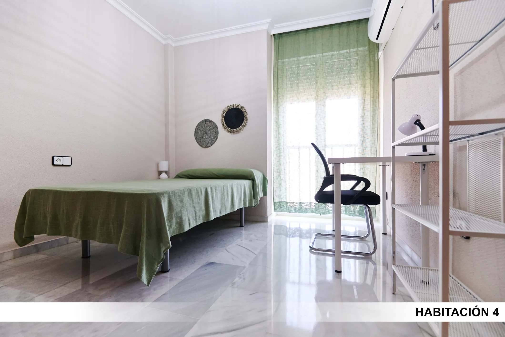 Room in Seville