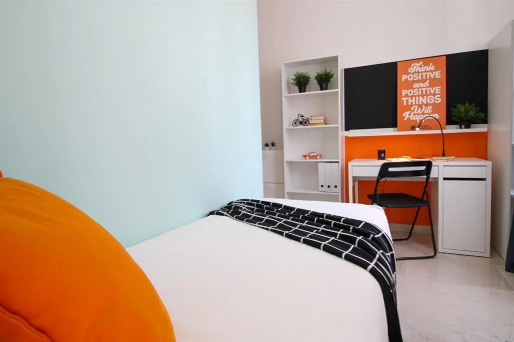 Private room in Bologna photo 3
