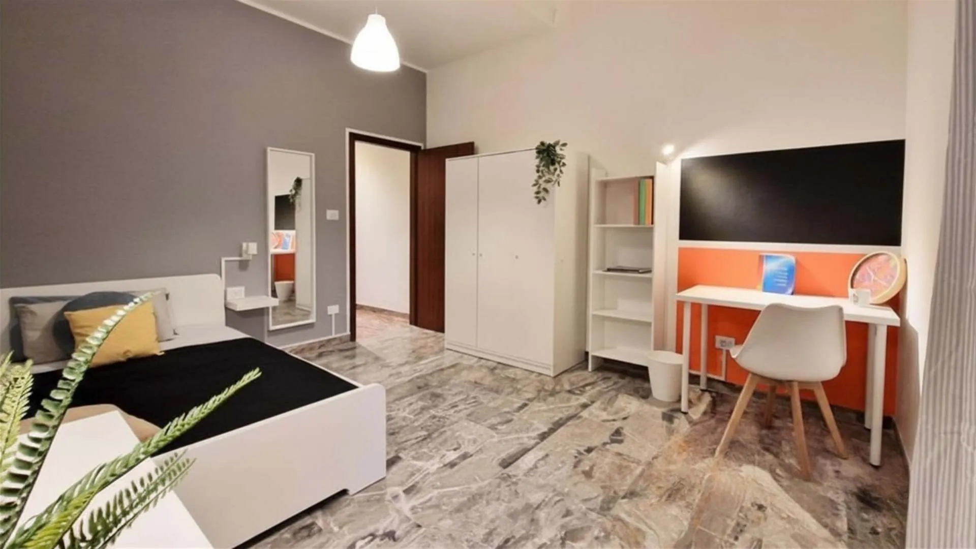 Room in Bologna