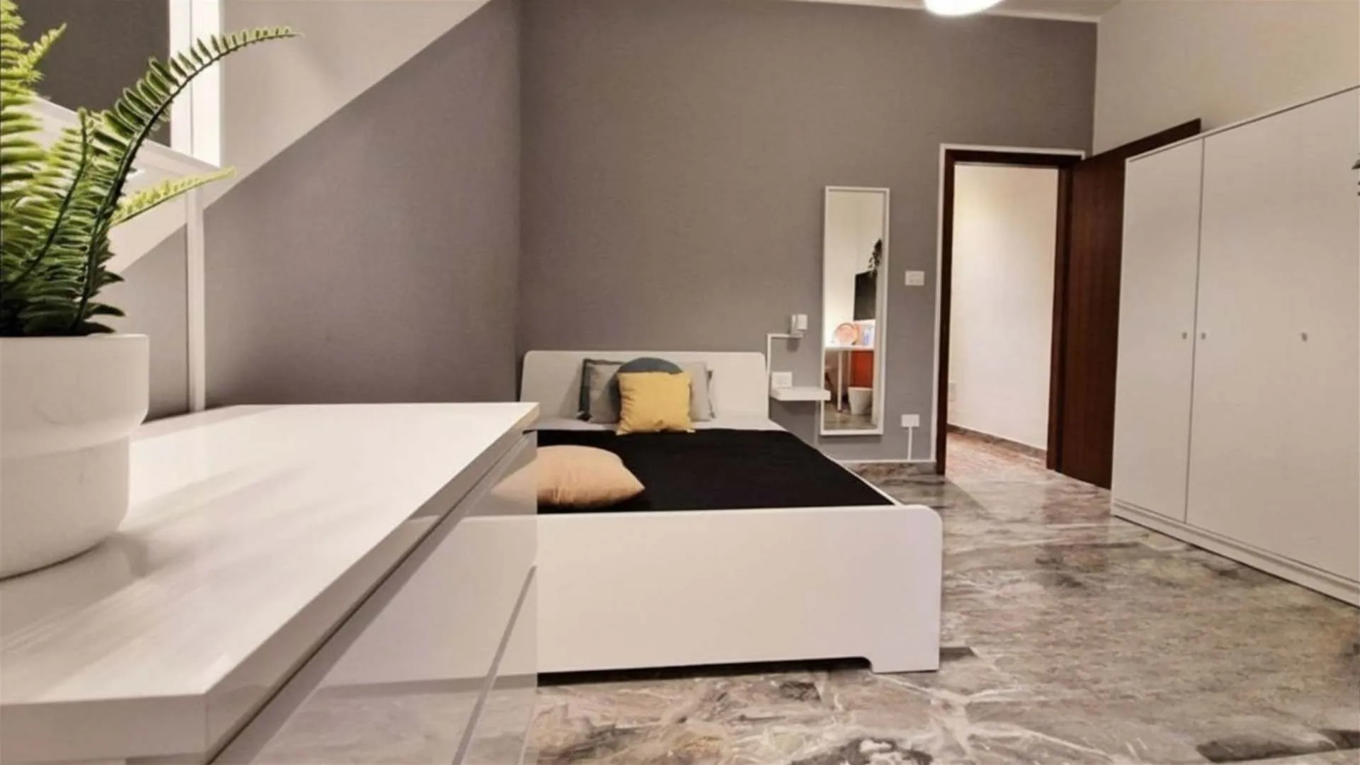 Private room in Bologna photo 2