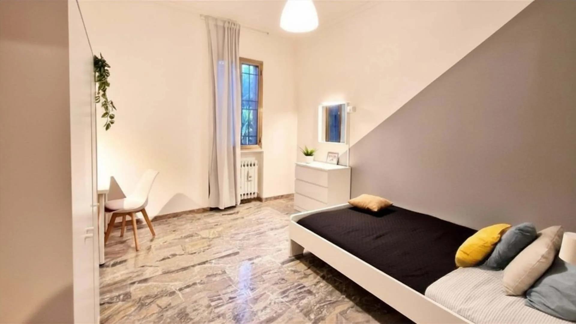 Room in Bologna