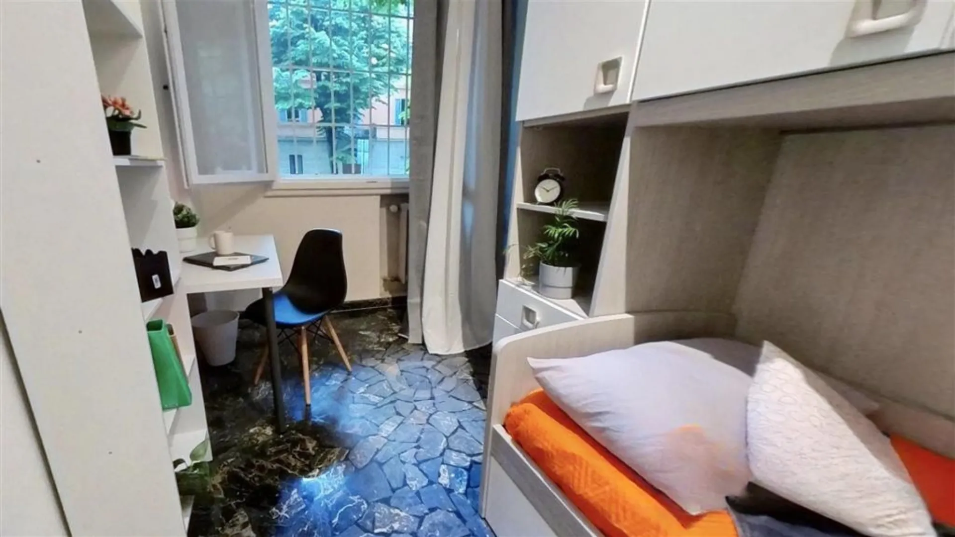 Private room in Bologna photo 2