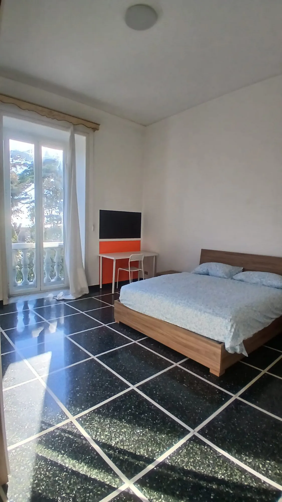 Room in Genoa
