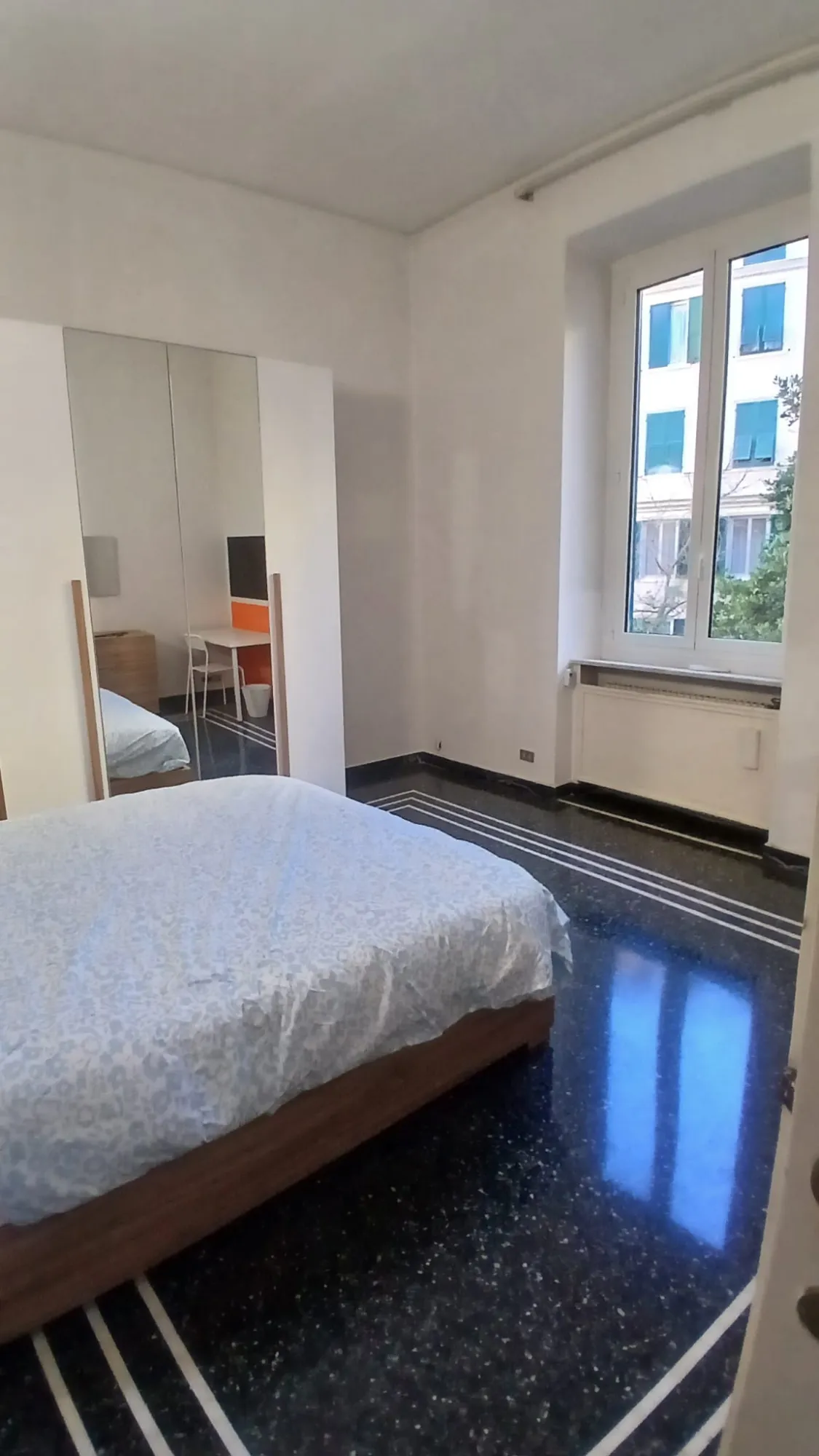 Room in Genoa
